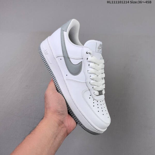 Nike Air Force 1 07 lifestyle