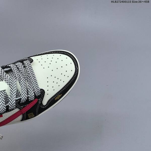 Jordan Air Jordan 1 Low x Travis Scott White/Black/Red EU 36-45 lifestyle