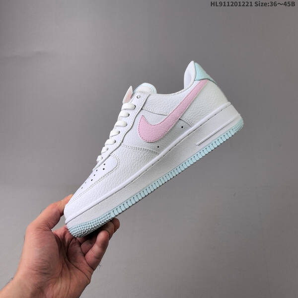 Nike Air Force 1 07 lifestyle