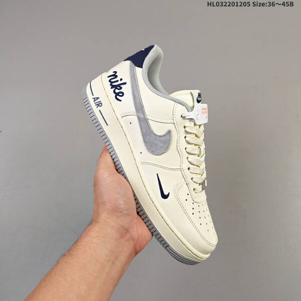 NIKE AIR FORCE 1 07 LV8 QW5606-2 lifestyle