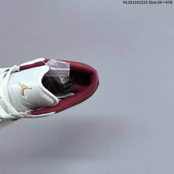 Jordan Air Jordan 1 Low white/brown/burgundy/gold EU 36-47 lifestyle