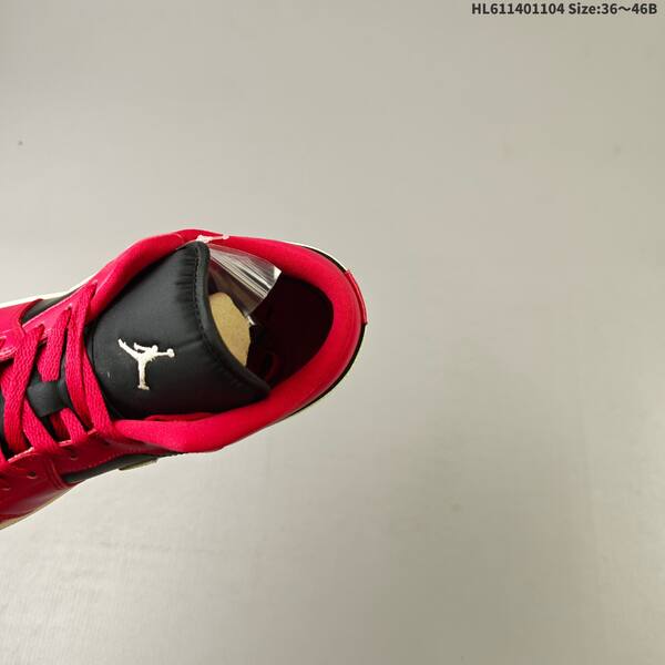 Jordan Air Jordan 1 Low black/red with cream accents EU 36-46 lifestyle