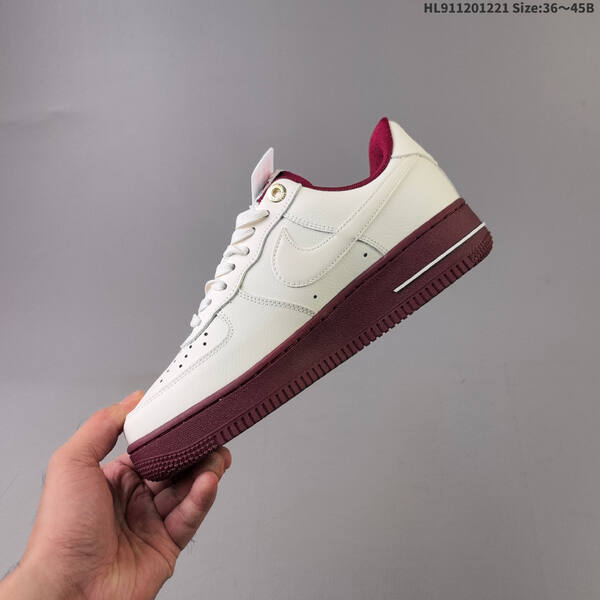 Nike Air Force 1 07 lifestyle