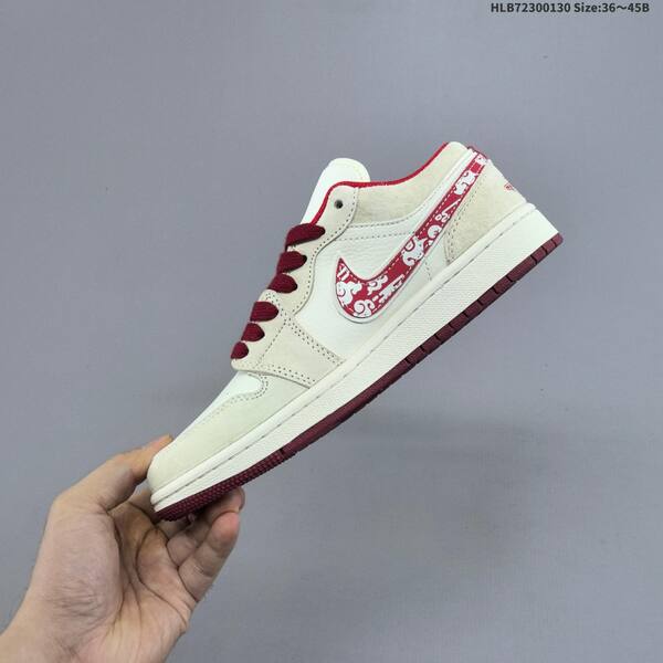NIKE DUNK SB LOW lifestyle