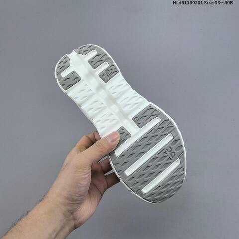 On Running Cloudtilt Light Lavender Off White EU 36-40 Running Shoe Running Sneakers - Unisex (BS-69696)