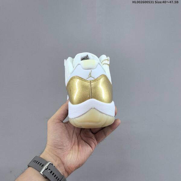 Jordan Air Jordan 11 Retro Low white/gold EU 40-47.5 basketball