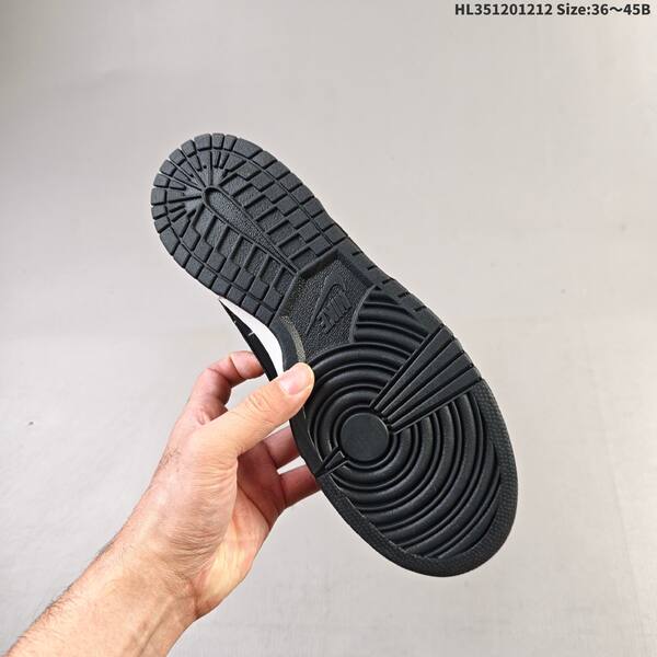 Nike Dunk SB Low black white EU 36-45 skate shoe