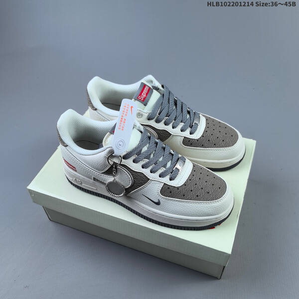 Nike Air Force1 07 low supreme lifestyle