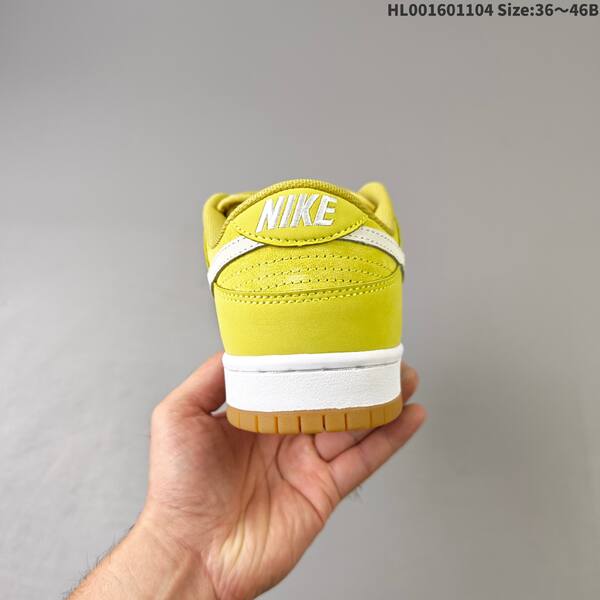 Nike SB Dunk Low Pro ISO Orange Label Saturn Gold lifestyle
