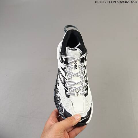 HOKA ONE ONE Speedgoat 2 White Black EU 36-45 Trail Shoe Trail Running Sneakers - Unisex (BS-69465)