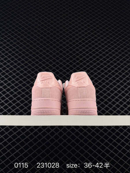 Nike Air Force 1 07 pink EU 36-42 5 lifestyle