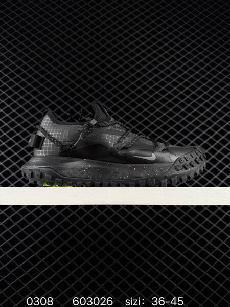 Nike ACG Mountain Fly Low GTX SE beige gray with tan outsole and red swoosh 36-45 trail lifestyle