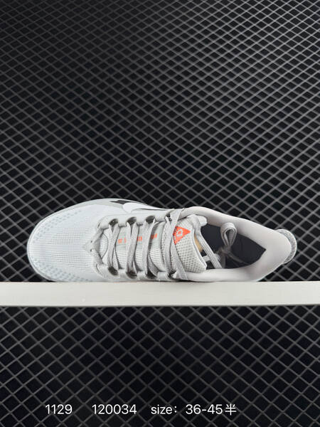 Nike ReactX Pegasus Trail 6 White Black Grey EU 36-45 lifestyle