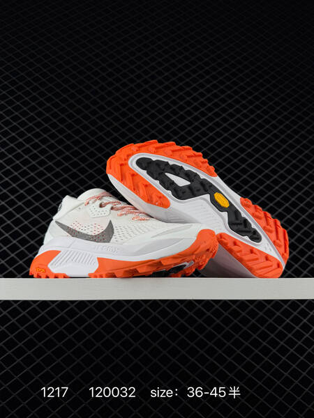 Nike ReactX Pegasus Trail 5 GTX Black White Orange EU 36-45 lifestyle