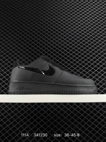 Nike Air Force 1 07 Posite Triple Black EU 36-45 5 lifestyle