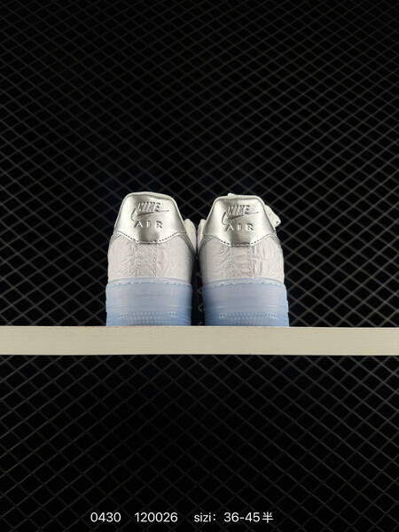 Nike Air Force 1 '07 Low white/silver with icy blue translucent sole 36-45 lifestyle