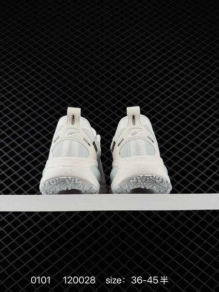 Nike Vomero 18 GTX white light grey EU 36-45 running lifestyle