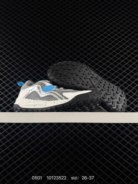 Nike LunTaiDi XZK WX black/white and white/green 26-37 trail lifestyle