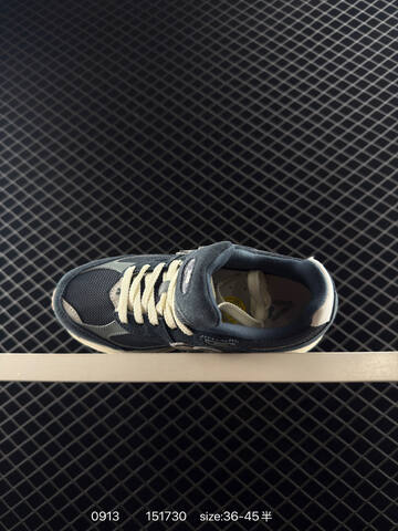 New Balance M2002RCR navy blue cream white grey EU 36-45 sneaker