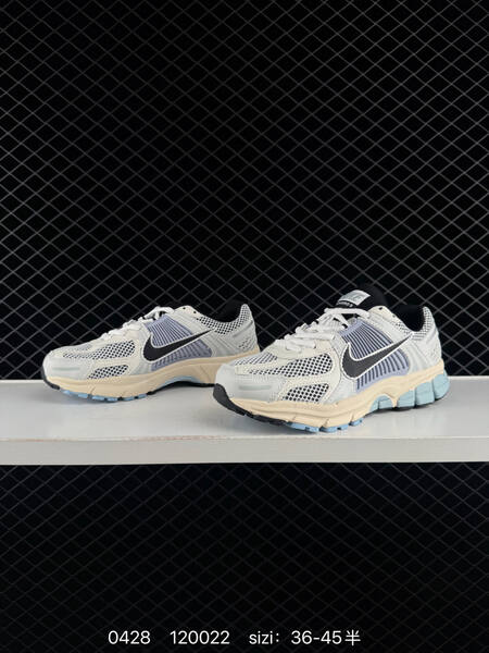 Nike Zoom Vomero 5 SP white/grey/black with light blue accents EU 36-45 running lifestyle