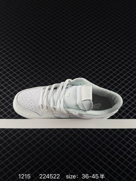Nike SB Dunk Low Pro Triple White EU 36-45 skate lifestyle