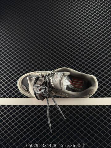 New Balance 2002R Grey Dark Grey Navy Orange EU 36-45 Sneaker - Unisex (BS-83382)