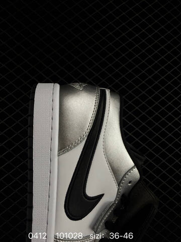 Jordan Air Jordan 1 Low White Metallic Silver Black EU 36-46 Sneaker - Unisex (BS-79502)