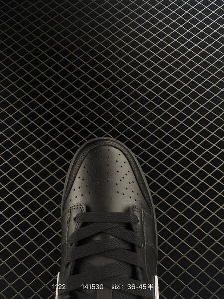 Nike Dunk SB Low black white 36-45 skate lifestyle