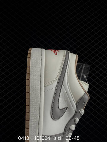 Jordan Air Jordan 1 Low Sail Grey Red Gum EU 36-45 Sneaker - Unisex (BS-79486)