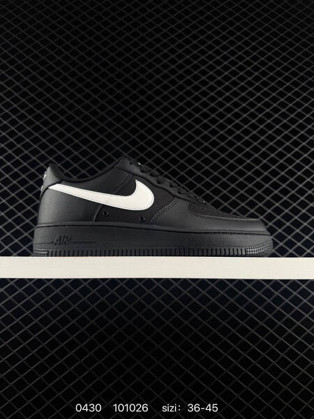 Nike Air Force 1 ’07 black/white EU 36-45 lifestyle