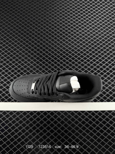 Nike Air Force 1 07 Triple Black EU 36-46 5 casual lifestyle