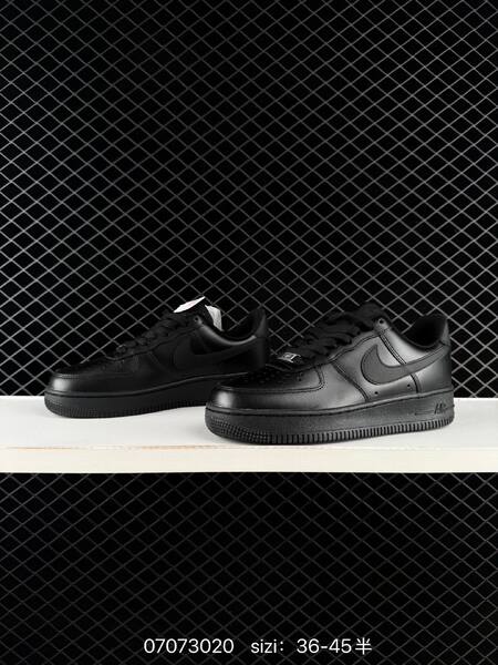 Nike Air Force 1 Low 07 black EU 36-45 lifestyle