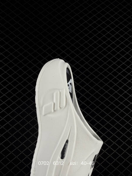 Nike DM0979-010 white black EU 40-45 slides
