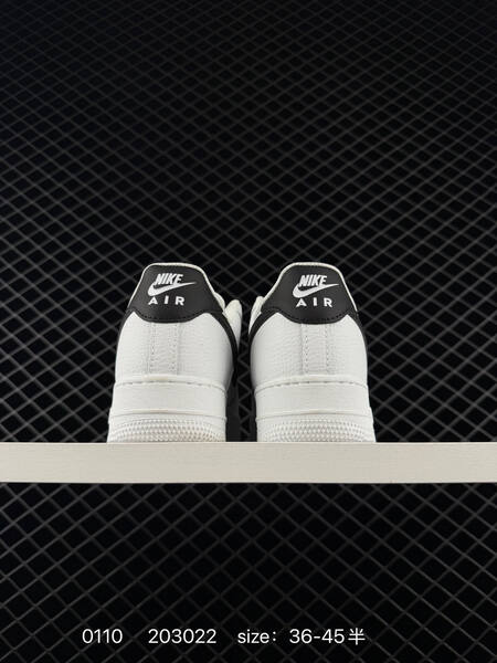 Nike Air Force 1 Low 07 white black EU 36-45 lifestyle