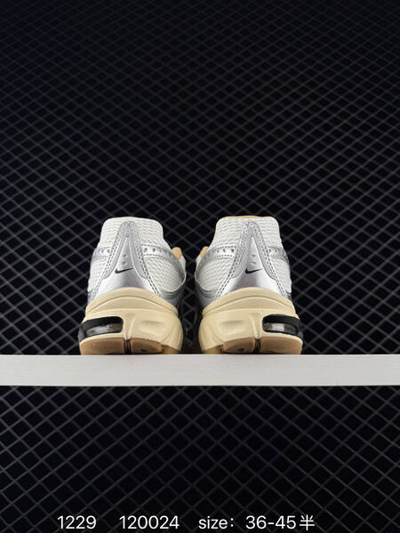 Nike Air Max Moto 2K White Silver Black Gold EU 36-45 running lifestyle
