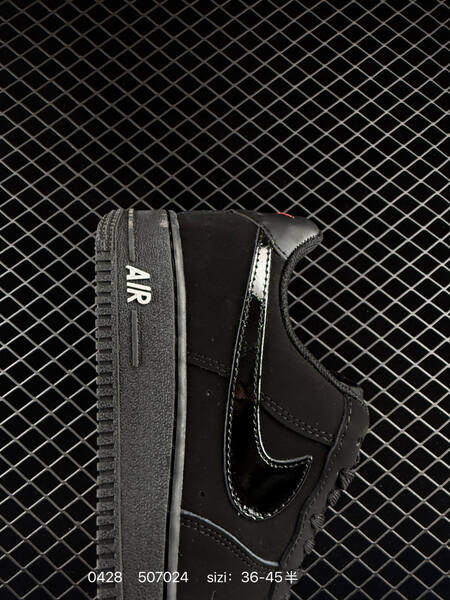 Nike Air Force 1 '07 Black 36-45 lifestyle