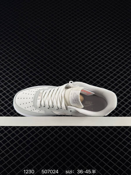 Nike Air Force 1 07 Low white light grey EU 36-45 lifestyle