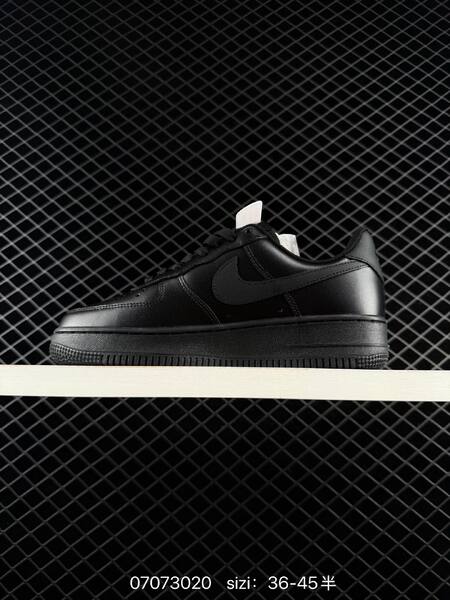 Nike Air Force 1 Low 07 black EU 36-45 lifestyle