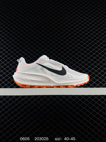 Nike REACTX PEGASUS TRAIL 6 HV8116 001 lifestyle