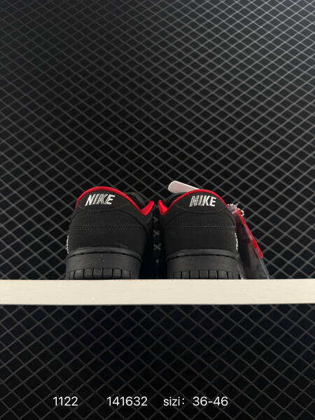 Nike Dunk Low black red 36-46 skate lifestyle