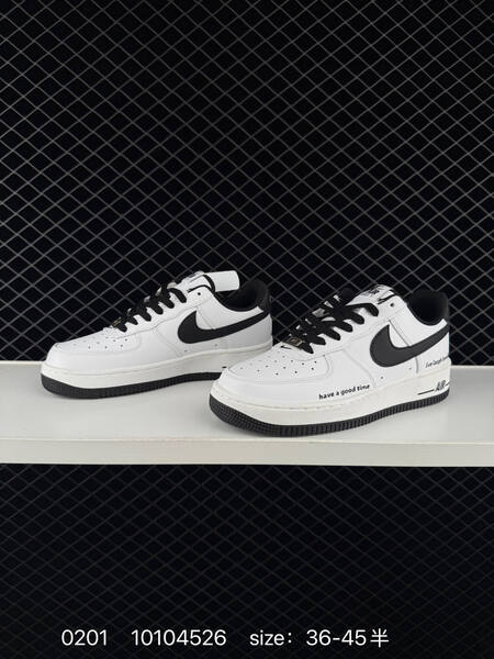 Nike Air Force 1 07 white black EU 36-45 lifestyle