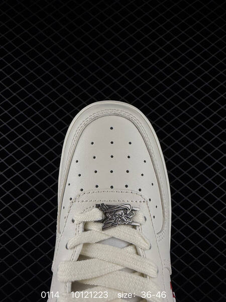 Nike Air Force 1 07 LV8 Sail White with red accents EU 36-46 lifestyle