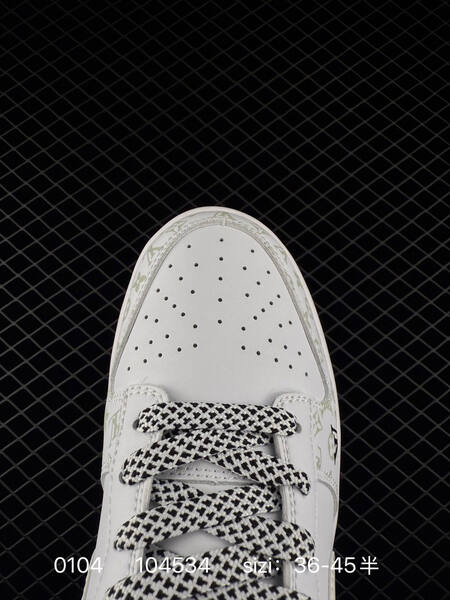 Nike SB Dunk Low black white EU 36-45 skate lifestyle