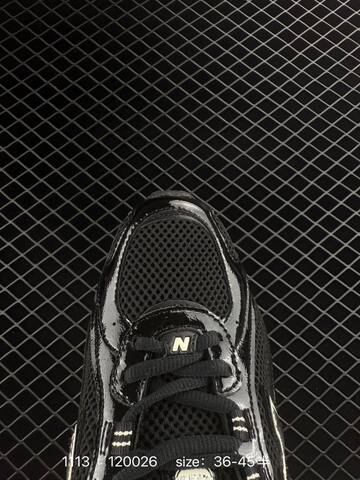 New Balance 204 black off white EU 36-45 sneaker