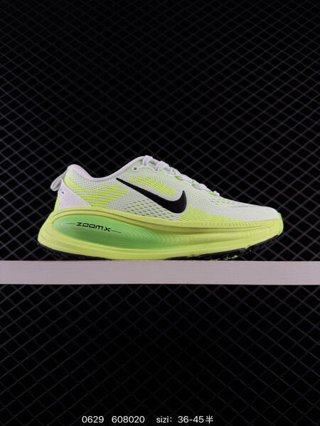 Nike Vomero 18 white black cream EU 36-45 running shoe