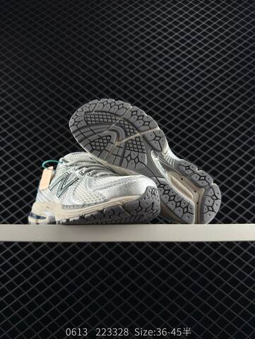 New Balance 860V2 White Silver Beige Grey EU 36-45 Running Shoe - Unisex (BS-83302)
