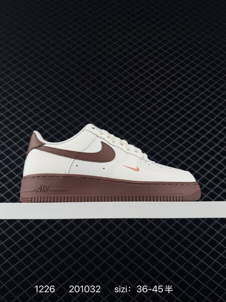 Nike Air Force 1 Low Sail Brown EU 36-45 5 lifestyle