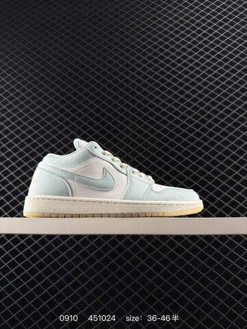 Jordan Air Jordan 1 Low SE Light Blue White Cream EU 36-46 Sneaker - Unisex (BS-80735)