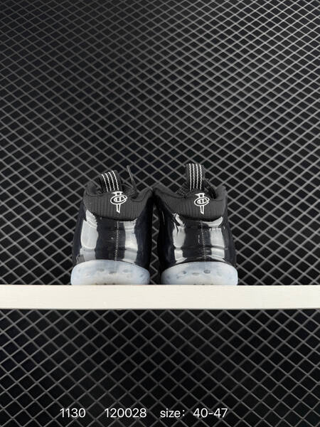 Nike Air Foamposite Pro black white 40-47 basketball lifestyle