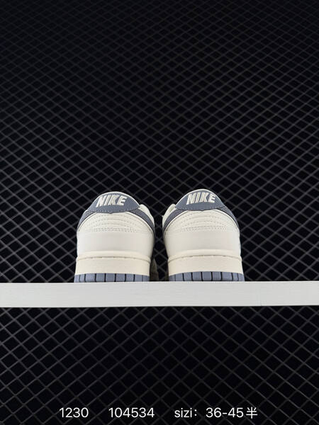 Nike SB Dunk Low Supreme Sail Black EU 36-45 skate lifestyle